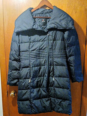 Laura Quilted Puffer Coat in Black Size P/8 Winter Jacket